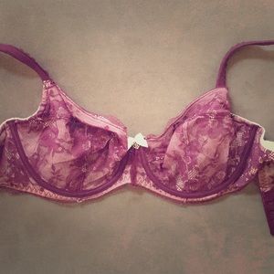 Victoria Secret Unlined Demi Size 34DD. Pink Lace.